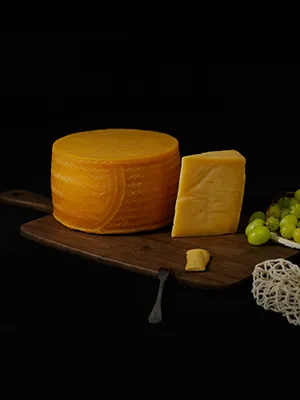 Queso Curado de Cabra