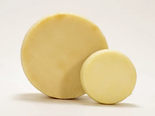 Queso puro de cabra curado Pasteurizado