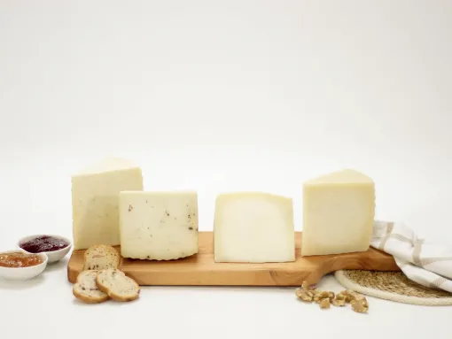 Lote Semicurado - 4 Cuñas Cabra Semicurado - Tierno - Trufa - Aceite de Oliva