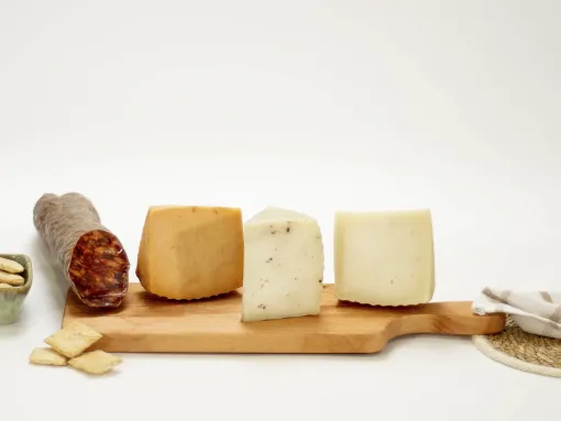 Lote Gourmet - 3 Cuñas y Chorizo Ibérico