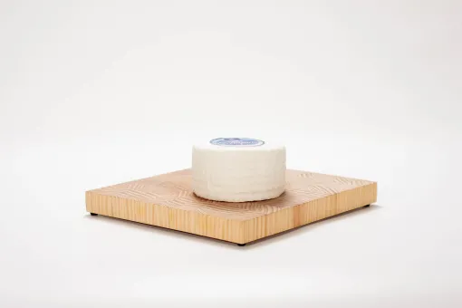 Queso fresco puro de cabra