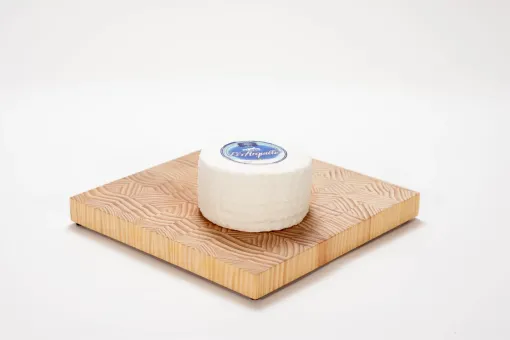 Queso fresco puro de cabra